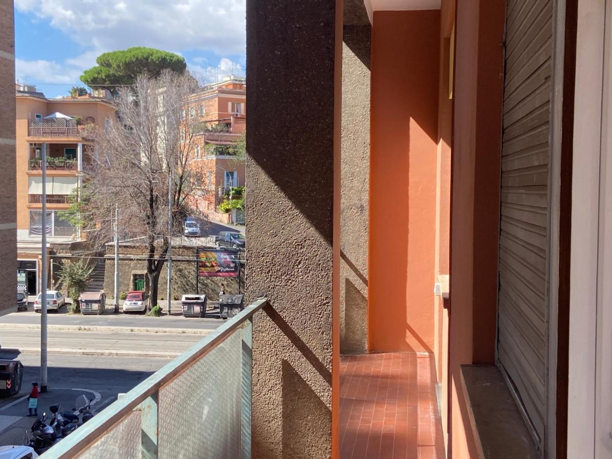 Trastevere For You... 3 Bedrooms Apartment Rom Exteriör bild