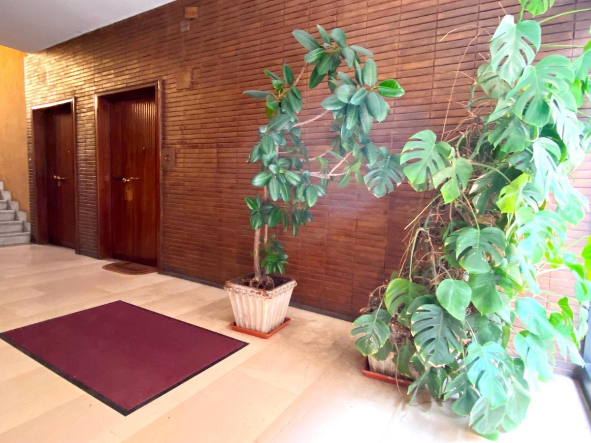 Trastevere For You... 3 Bedrooms Apartment Rom Exteriör bild