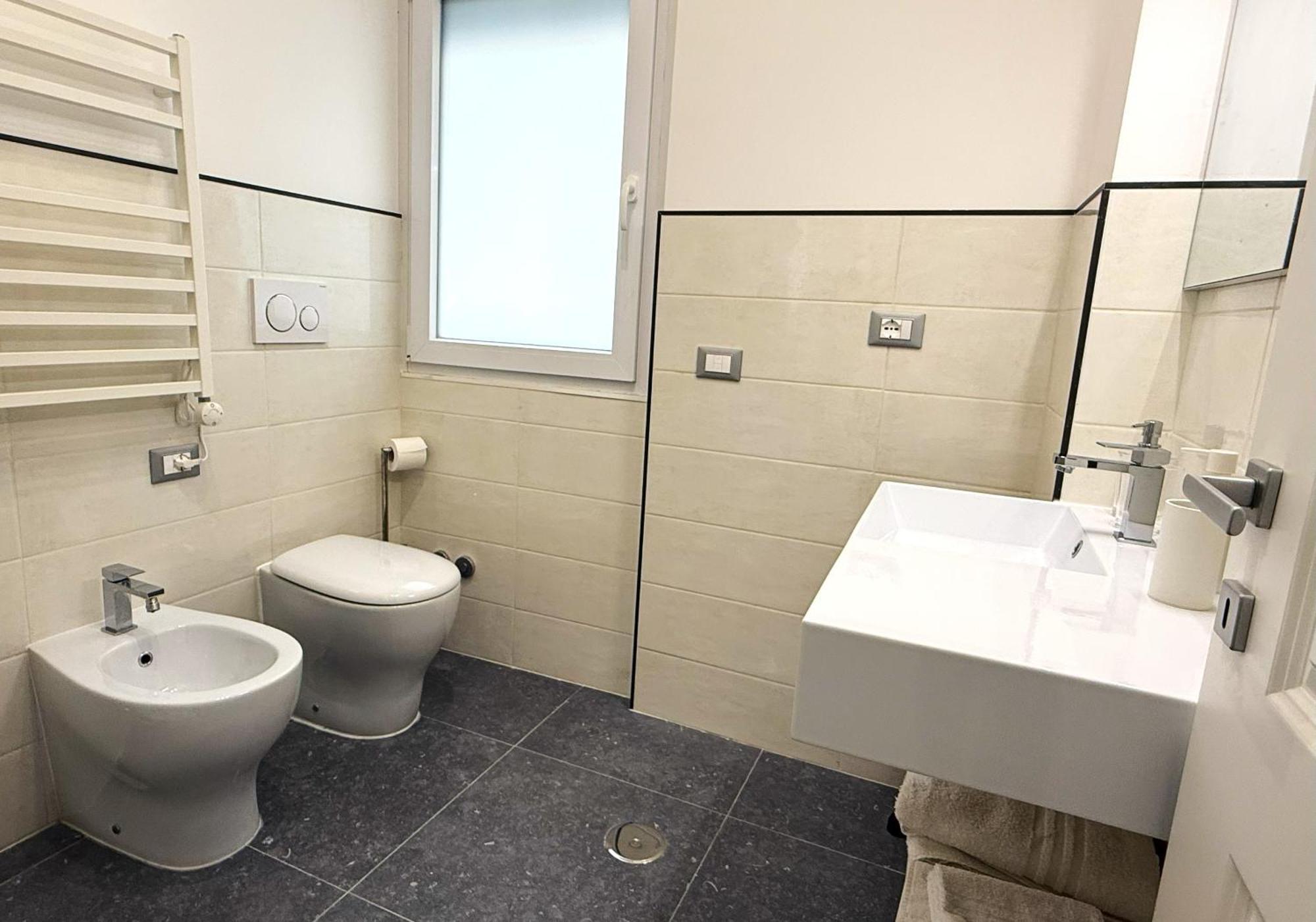 Trastevere For You... 3 Bedrooms Apartment Rom Exteriör bild