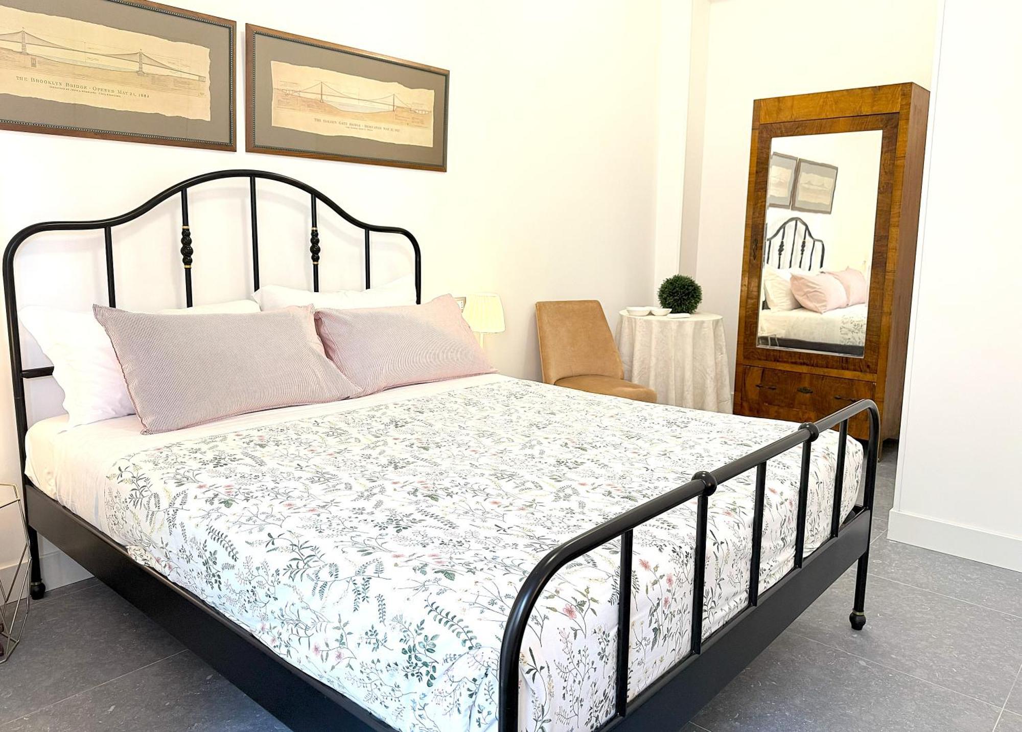 Trastevere For You... 3 Bedrooms Apartment Rom Exteriör bild